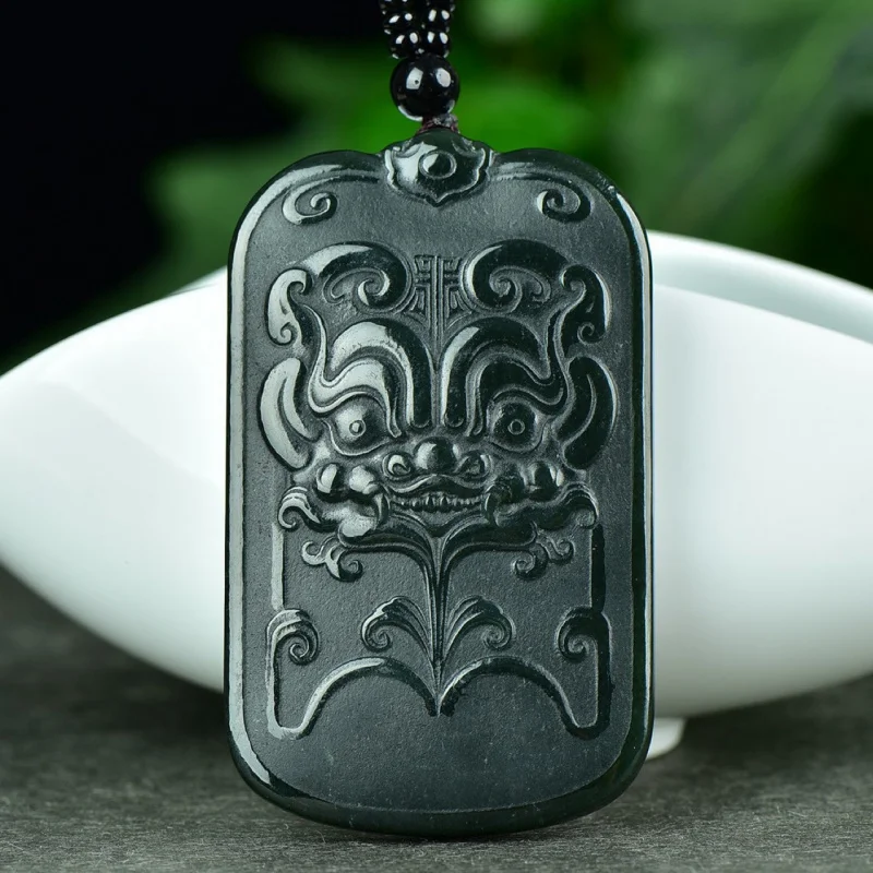 

Hetian Divine Guanyin Maitreya Buddha Qing Jade Eight Guardian Gods Twelve Zodiac Tiger Pendant