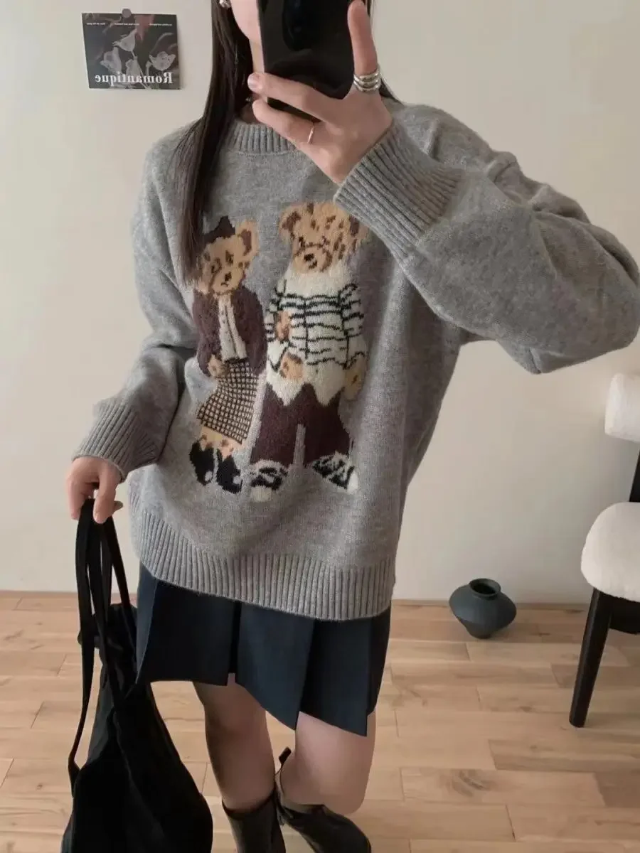 Gagarich Retro Cartoon Teddy Bear Jacquard Round Neck Knitted Sweater Women Autumn New Loose Slimming Soft Sticky Pullover Top