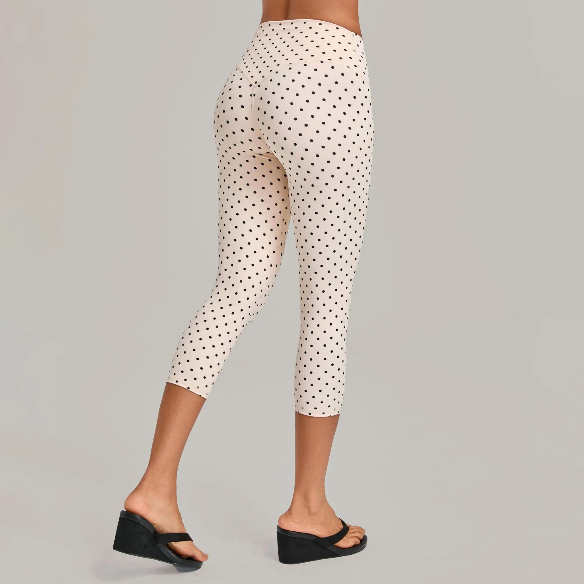 Women Vintage Print Yoga Calf-Length Pants High Waist V Shape Butt Lifting Tight Fit Trousers Pilates Sport Gym Workout Leggings