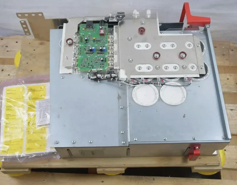 Advanced Motion Control AC Drive Inverter S120 VFD Single-Axis Inverters 6SL3352-1AG34-1BA1