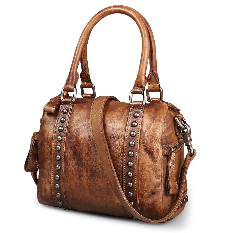 Retro Style Rivet  Leather Shoulder Bag Women Large Capacity Slant Crossbody Casual Commuting Handbag High quality Crossbody bag