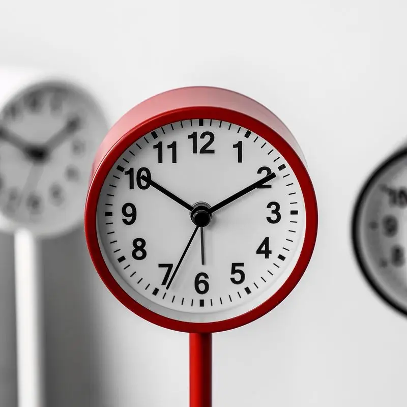 1PC Simple Nordic Style Alarm Clock Creative Silent Desk Clock for Students Bedroom Home Decorative Desktop Ornament