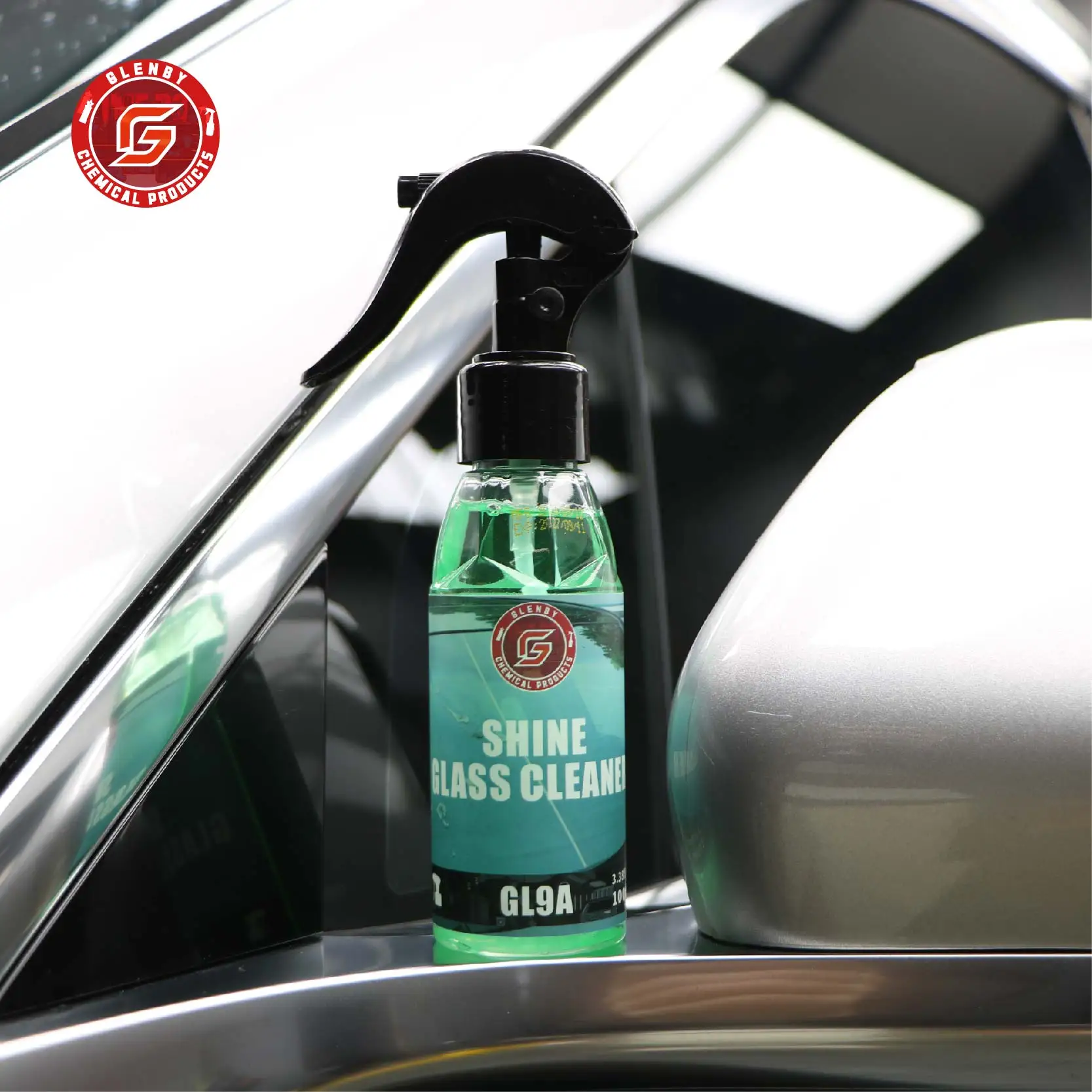 

Очиститель стекол Glenby Shine быстро и легко удаляет грязь, очищает стекло, спрей ОЧИЩЕТЕЛЬ СТЕКЛА