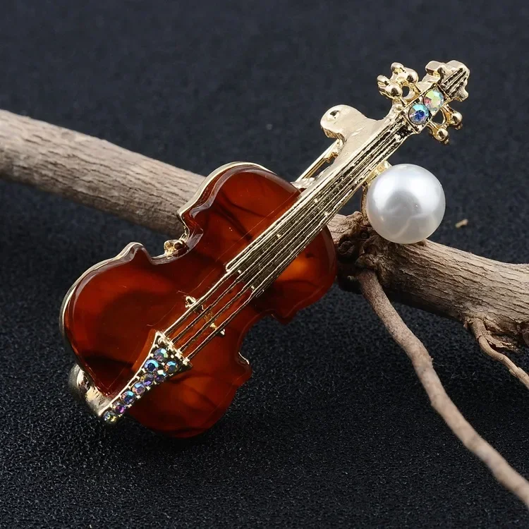 Fashion New Red Violin Brooch Men's Suit Badge British Style Metal Lapel Pins and Brooches Shirt Dress Music Women Accessories