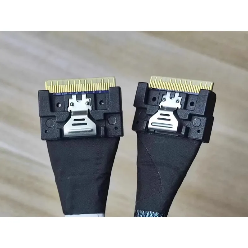 Nowy kabel do transmisji danych Slim SAS SFF-8654 8i do SFF-8654 8x74P z prostą głowicą — zdjęcie produktu 3
