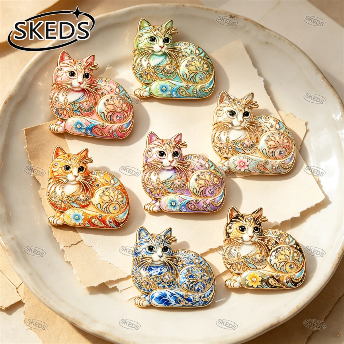 SKEDS Cute Lying Curly Cat Brooch Gradient Multicolor Floral Design Sparkling Rhinestone Kitty Lapel Pin Coat Animal Jewelry