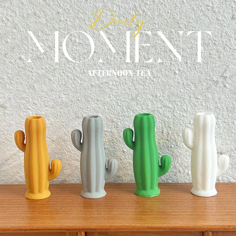 Vaso em miniatura para casa de bonecas, modelo em forma de cacto para casa de boneca, sala de estar, móveis de mesa, decoração, mini acessórios de cena, 1 peça
