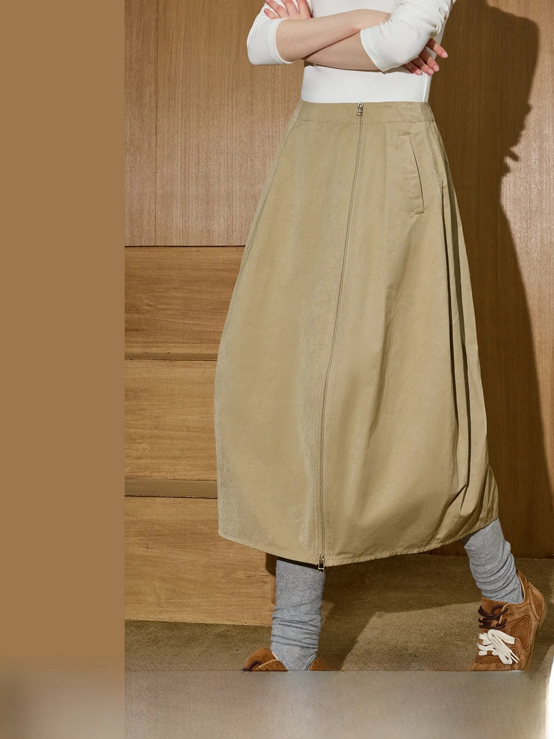 Coolhut Casual A-Line Midi Skirt Women's Khaki Loose Fit Umbrella Skirt Comfortable Cotton Blend mid Waist Design