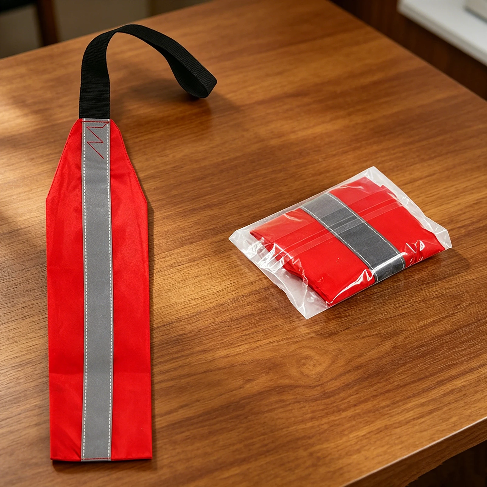 Kayaking Reflective Safety Flags with Reflect Strips High Visibility Reflective Safety Flag For Hauling Car Rv Hitch Canoes Bike