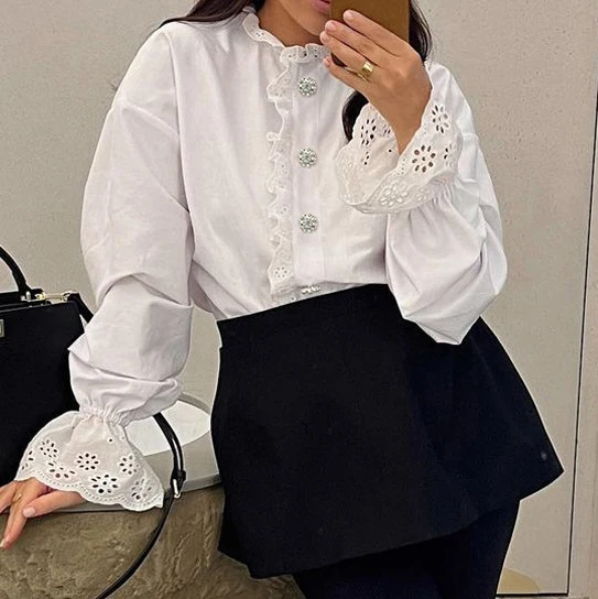 

2025 Fashion Loose White Women Shirt Elegant O-Neck Long Sleeve Office Lady Shirts Casual Classic Blouses Top Female Clothing