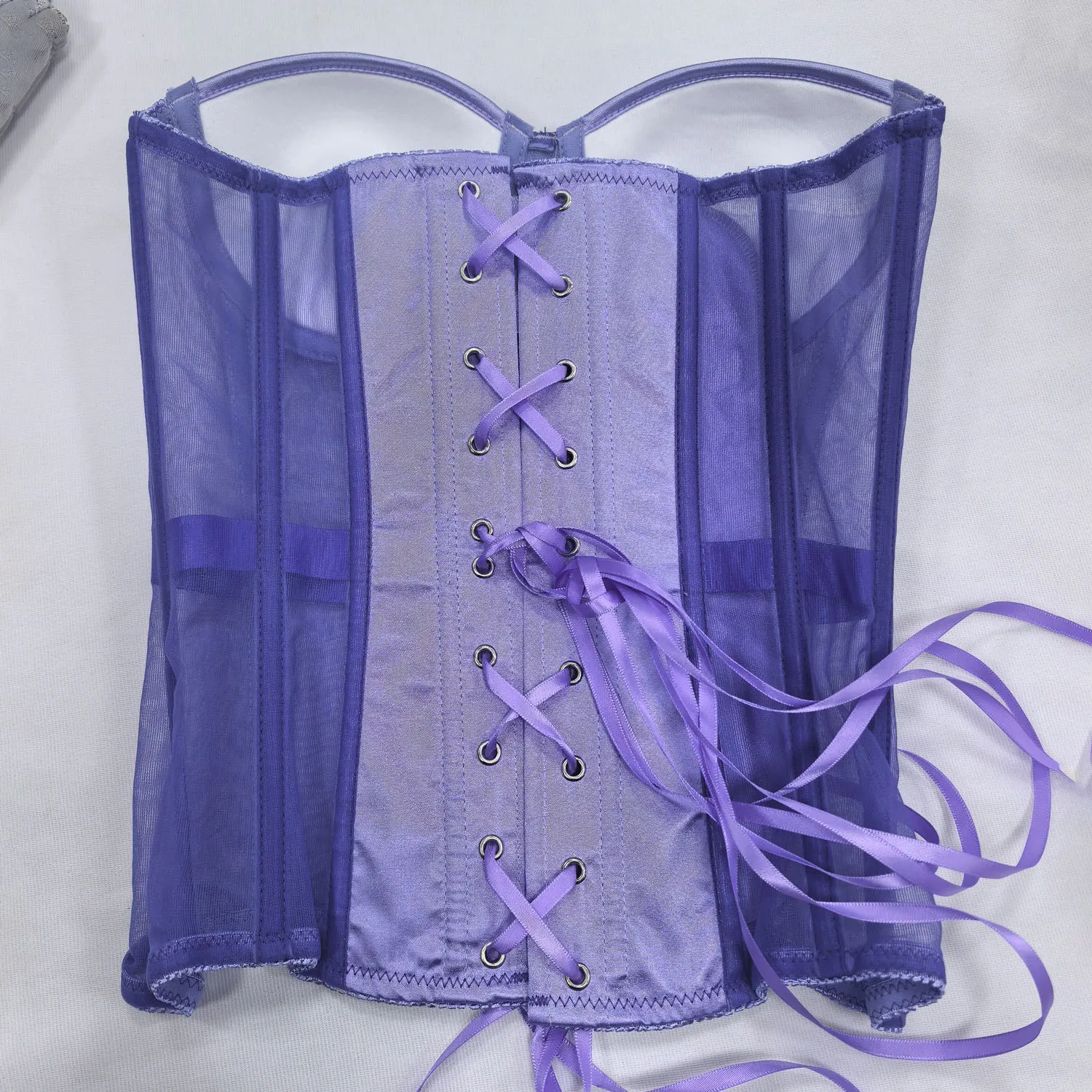 Damen Satin-Korsett mit Mesh-Einsätzen im viktorianischen Stil, Top mit BH, Sweetheart-Ausschnitt, Stahlkorsett-Taillenformer – Detail 4