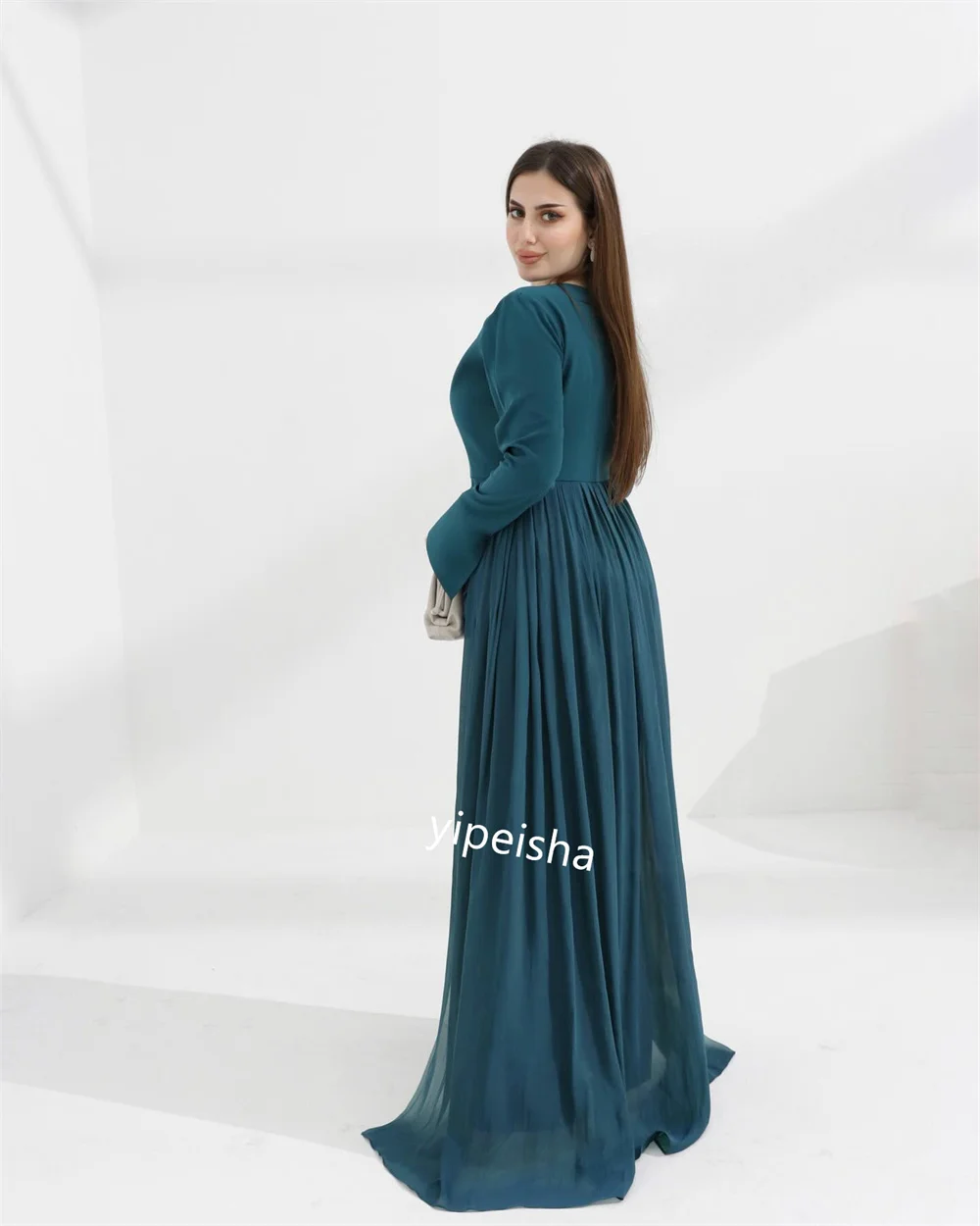 Customized     Ball   Satin Draped Clubbing A-line O-Neck Bespoke Occasion Gown Long es