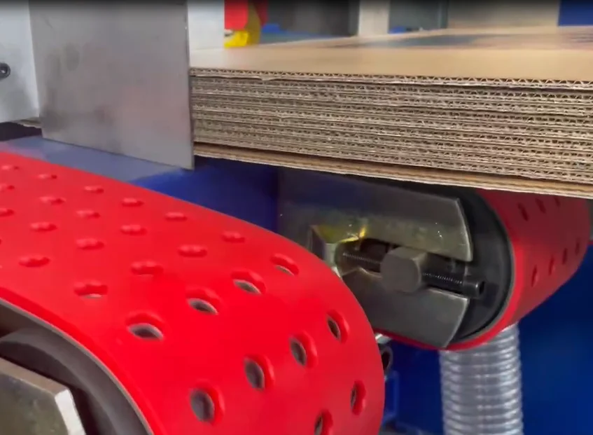 YTM Высокопроизводительный заводской полностью автоматический ламинатор горячего предварительного покрытия 1100 горячего прессования