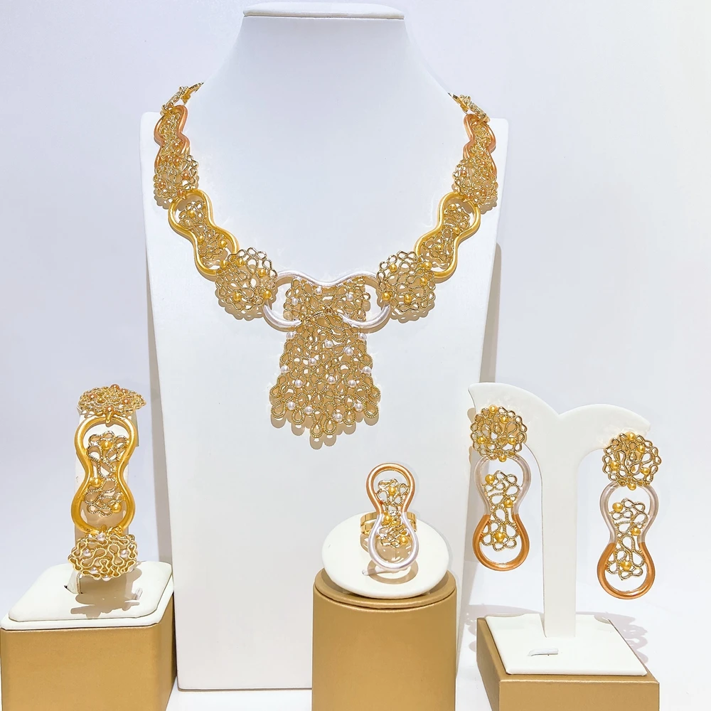 Luxury 18K Italian Gold Plated 4Pcs Jewelry Set for African Women Hollow Necklace Earring Bracelet Ring Wedding Party Gift I0136