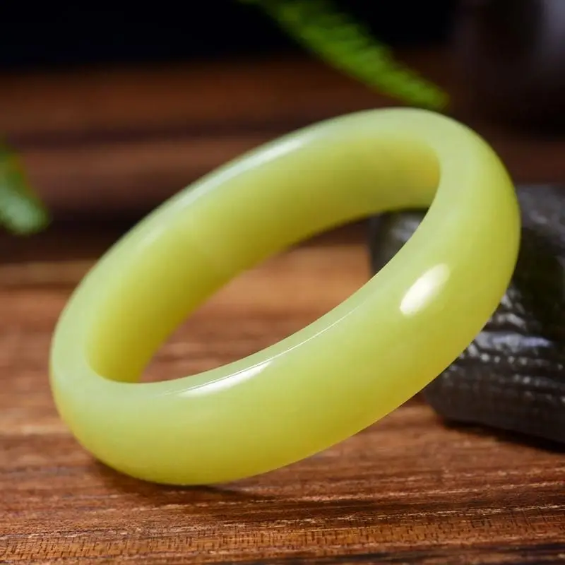 

Bracelet women's suet grade topaz seeds Xinjiang Hetian jade bracelet yellow mouth material