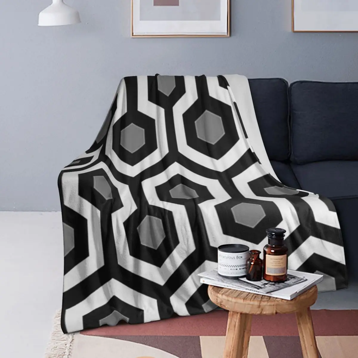 

Geometric Pattern Looped Hexagons Kerry Blanket Flannel Throw Blanket Bedspread for Bed Living room Picnic Travel Home Couch