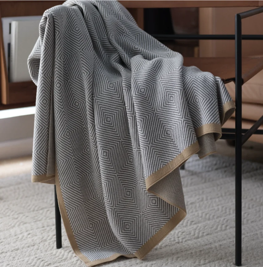 Nordic Style Knitted Throw Blanket Casual Sofa Cover Blanket Plane Office Nap Camping Leisure Soft Shawl Blanket Small Bed Cover