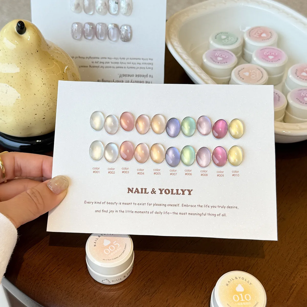YOLLY 2026 New 10 Colors Moonlight Cat Eye Nail Gel Set Long-Lasting Fashion 5g Non-toxic UV Gel for Salon ODM/OEM Wholesale