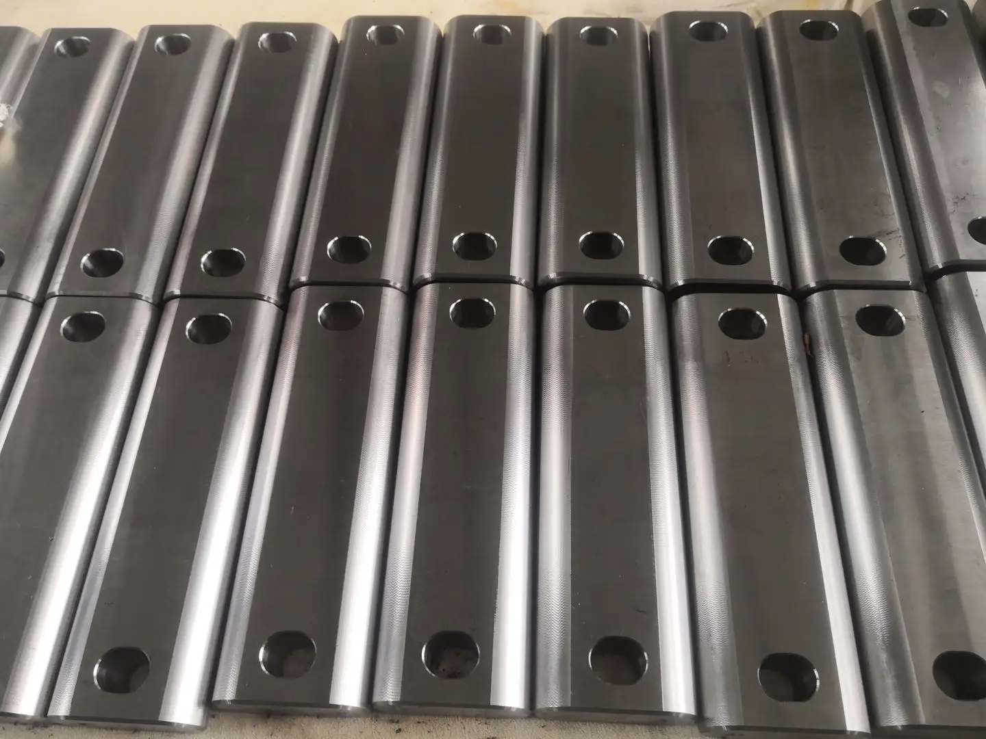 HB50G Nuovissimo interruttore idraulico durevole ad alte prestazioni da 18 a 25 tonnellate per strumento di demolizione dell'edilizia dell'escavatore