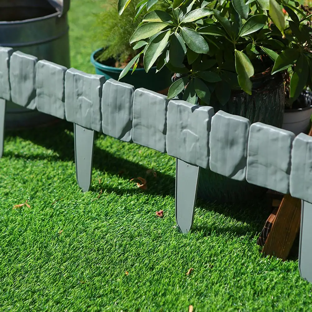 High Quality Courtyard Fence Christmas Festival Home Villa Outdoor Foldable Guardrail Simulation Courtyard Decoration Guardrail