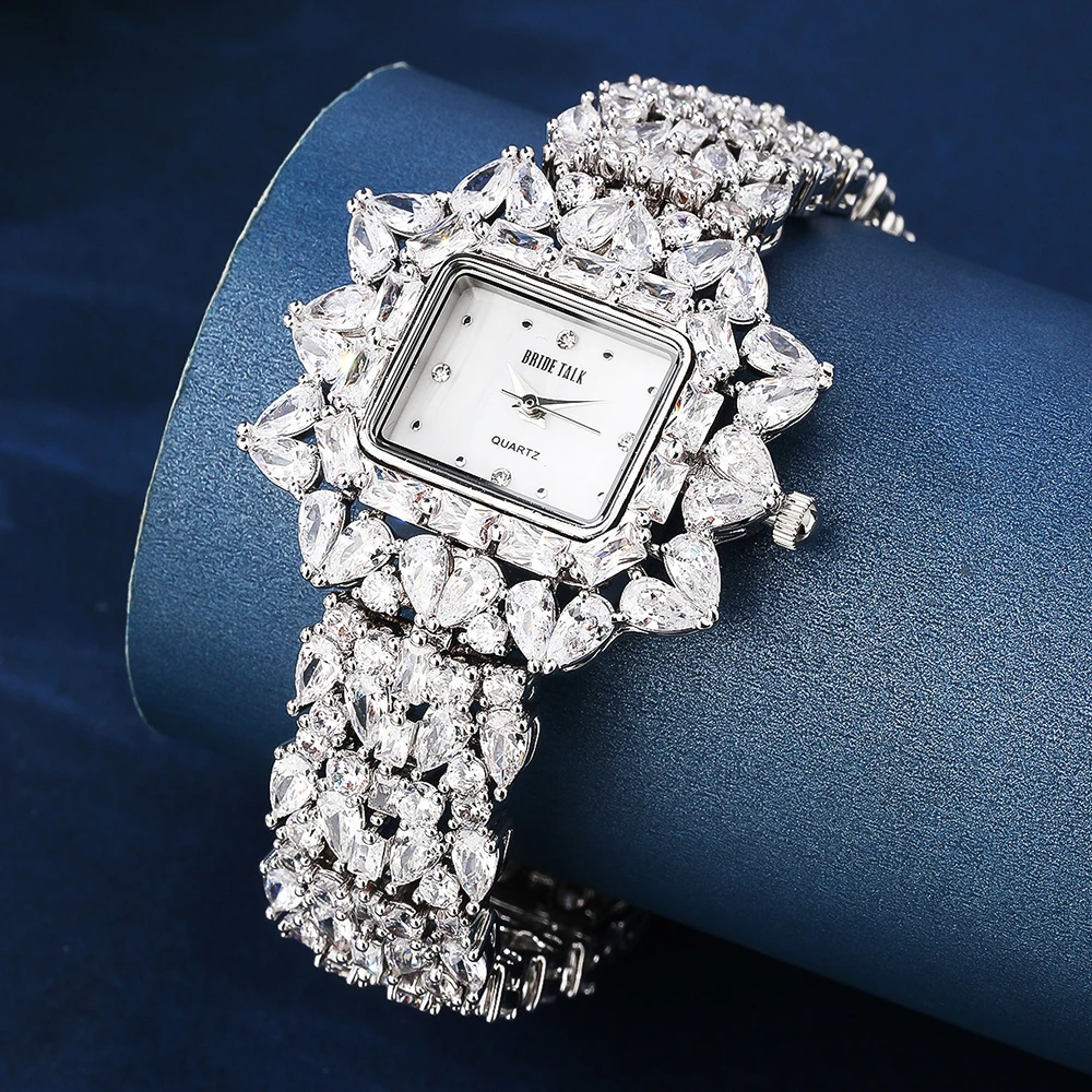 016056 Luxury Women's Watches Cubic Zircon Full CZ Bracelet Watch for Lady's Wedding Party Jewelry Accessory Have Watches Box