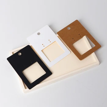 50 個 6 × 9 センチメートルハンギングイヤリングジュエリーディスプレイクラフト紙ラベル包装カードバッグの有無にかかわらずカスタマイズされたサービス卸売