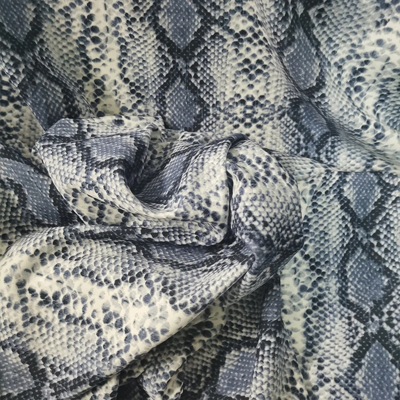 Buona imitazione tessuto Chiffon di seta grigio-blu Sexy serpente pitone stampa motivo gonna in Chiffon tessuto materiale da cucire abito fai da