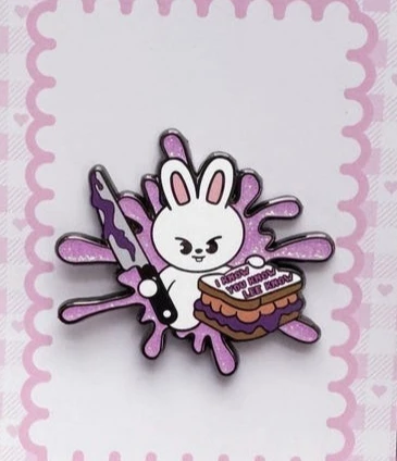 Jjam Lee Know Enamel pin