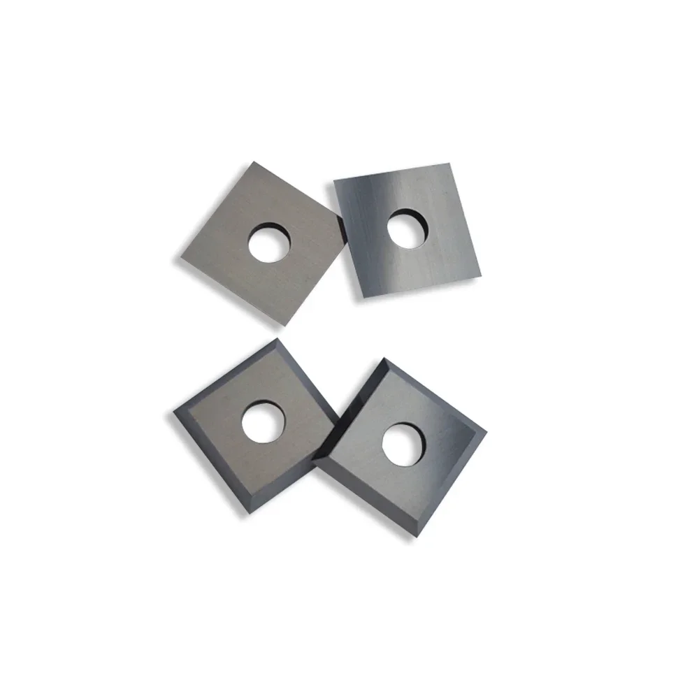 Zeer nauwkeurig 12 mm x 12 mm x 1,5 mm wolfraamcarbide volhardmetalen wendmes