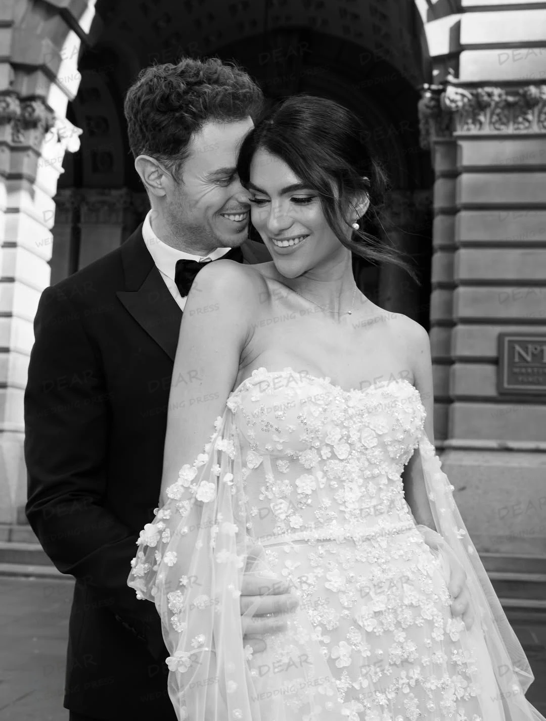 Elegant Off Shoulder Wedding Dresses Women's Flowers A Line Bridal Gowns Fluffy Sleeveless Vestidos De Novia Princess Customized