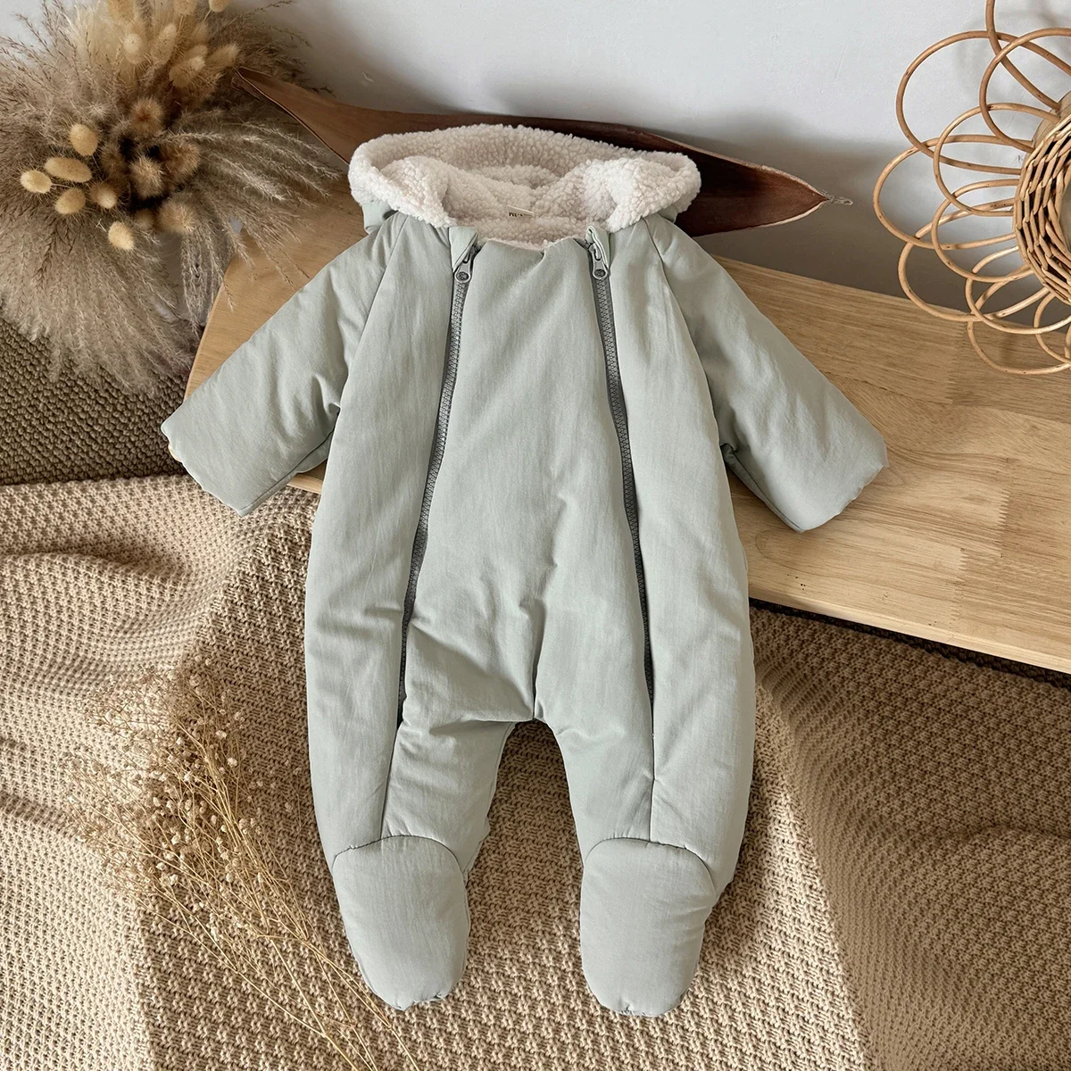 Minimalist Nordic Style Baby Boys and Girls Romper 0-18 Months Soft Fleece Lined Hooded Footed Jumpsuit Winter Warm Bodysuit