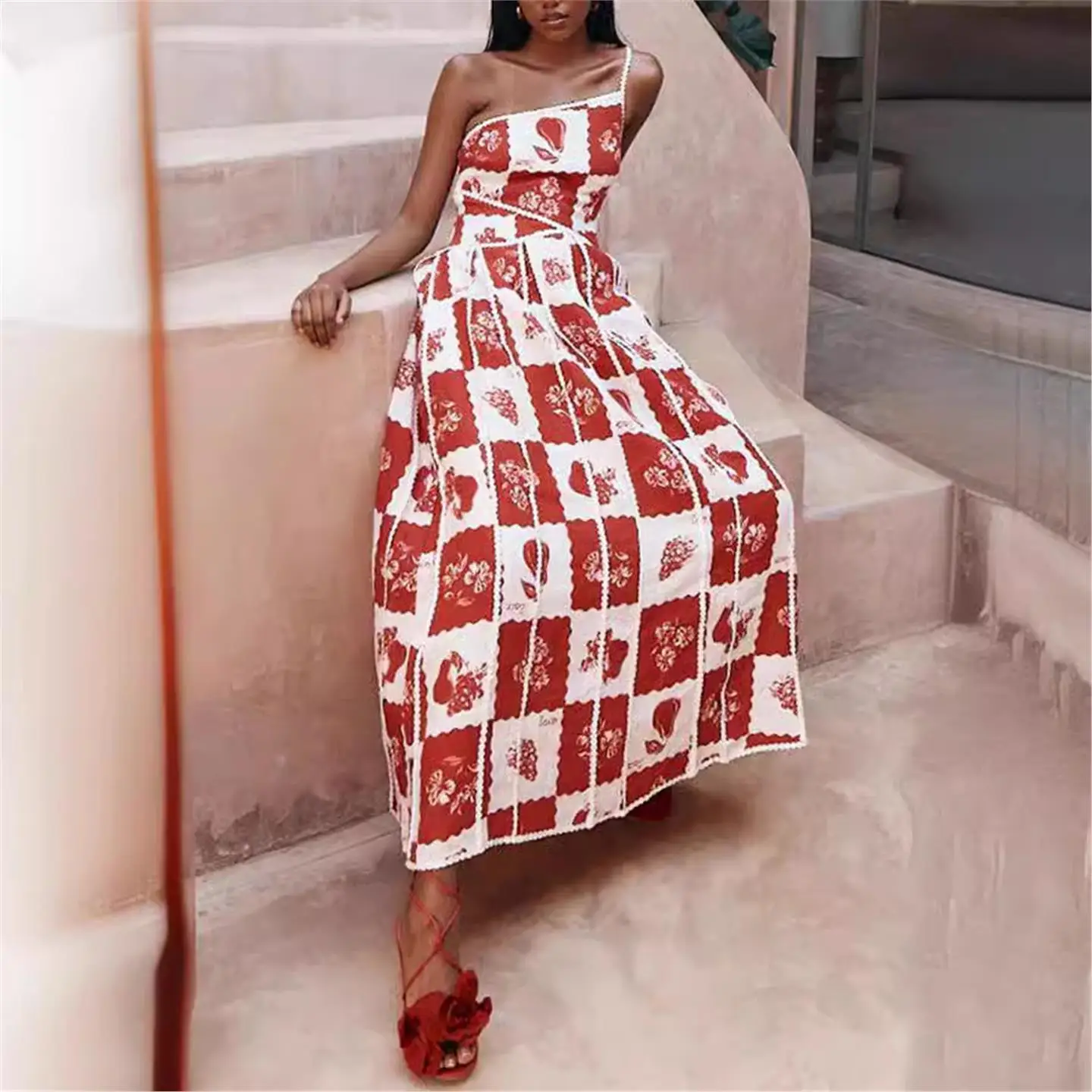 2025 Nuovo cinturino Faion stampato in pizzo 3D Dr a vita alta europeo Sle casual pezzo unico senza marca Dr. da donna