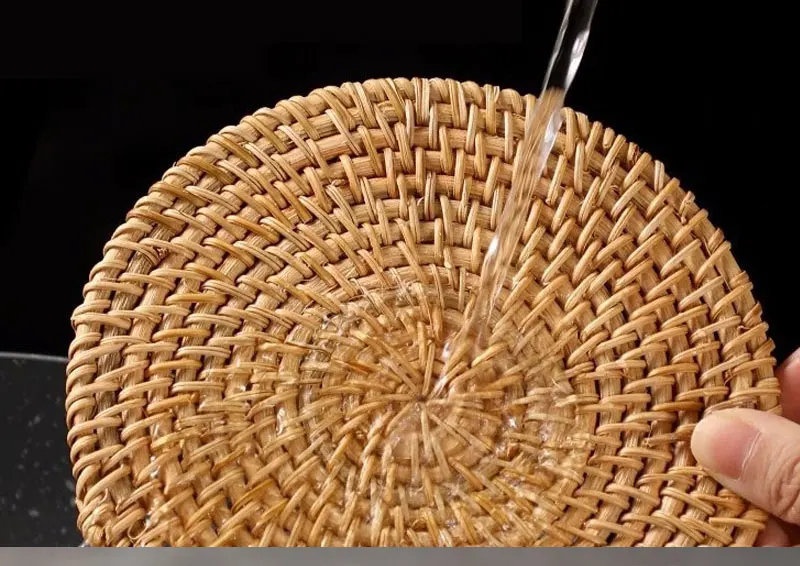Herbstliches handgewebtes Rattan-Untersetzer-Set: Kreative runde Tassen- und Schalenunterlagen für Esszimmer und Tee – Isoliermatten aus Rattan – Detail 9