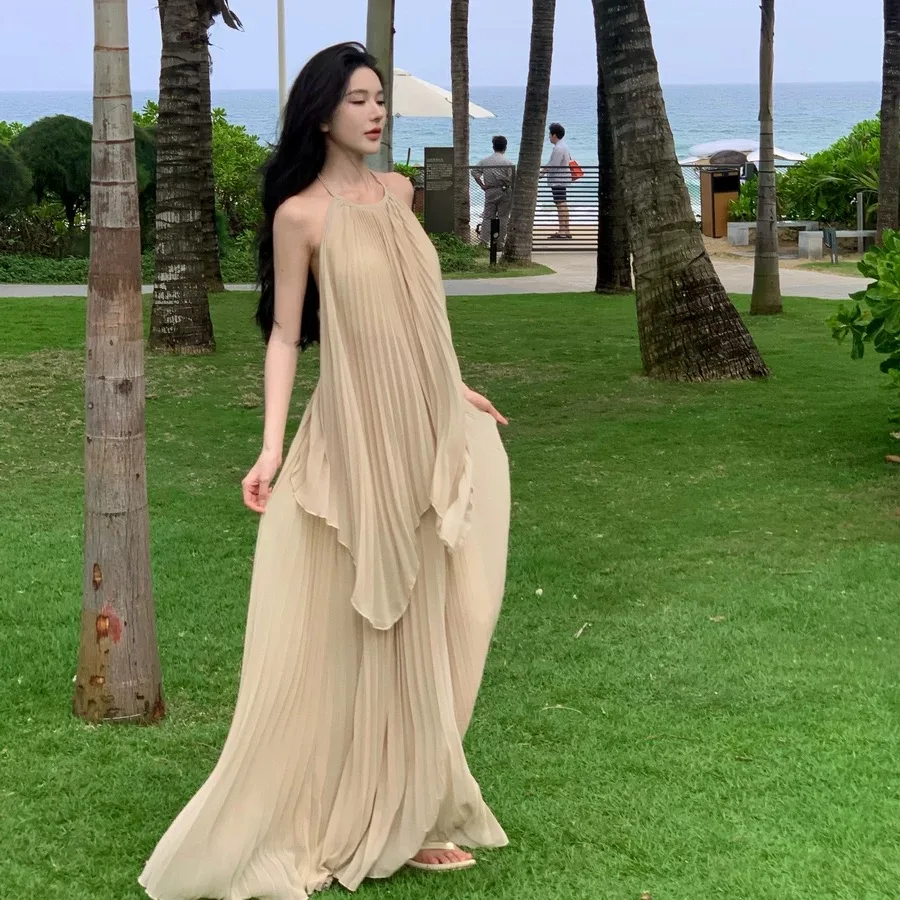 

Women Beach Holiday Set Halter Tops Flowy Skirts Sets Lady Sexy Chaming Sundress Chiffon Pleated Bohemian Sets Backless Sets