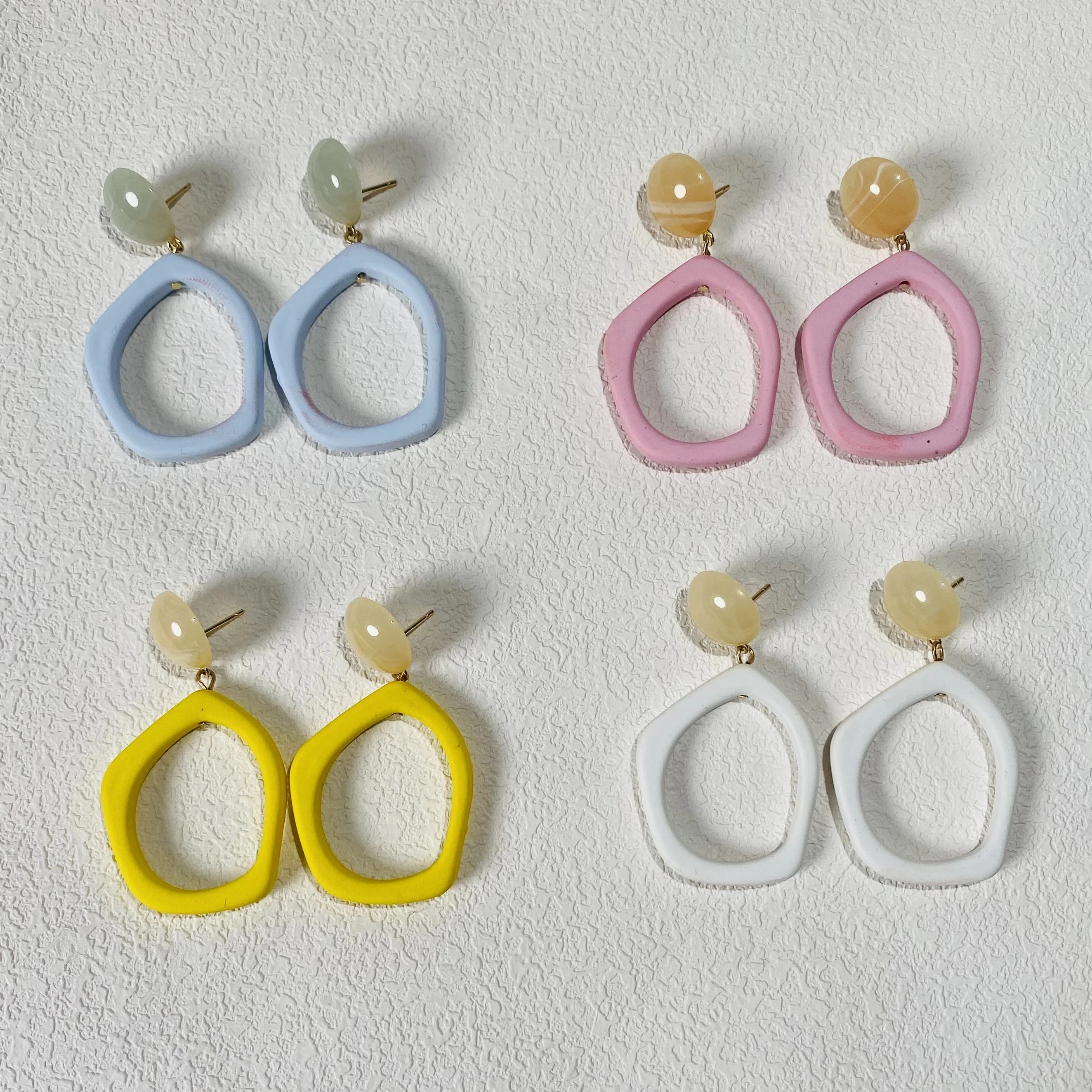 

Geometric Hollow Earrings Temperament Exaggerated Sweet Earrings For Women To Wear