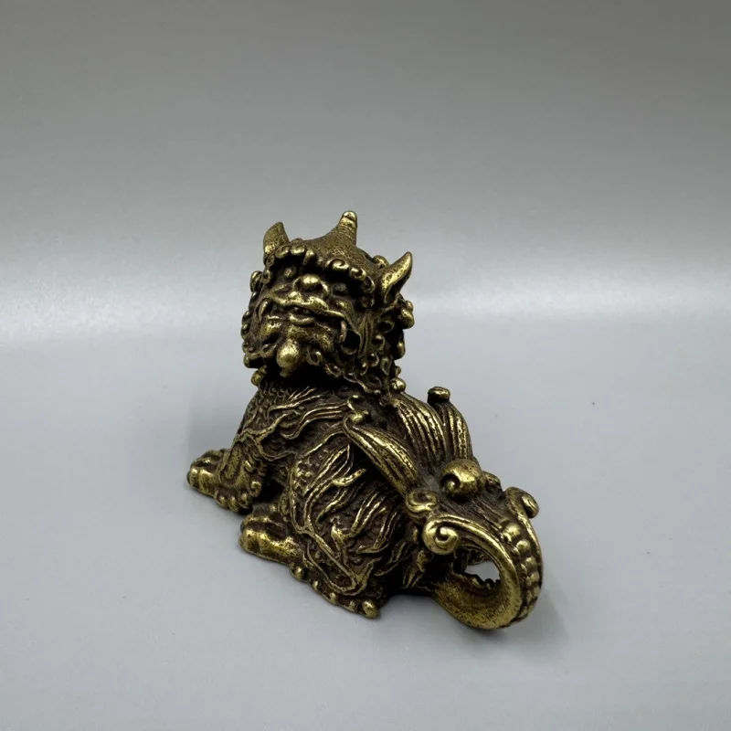 Antique Collectible Bronze Unicorn Di- Ornament, Pure Brass Mythical Creature Di-Ting Decorative Craft