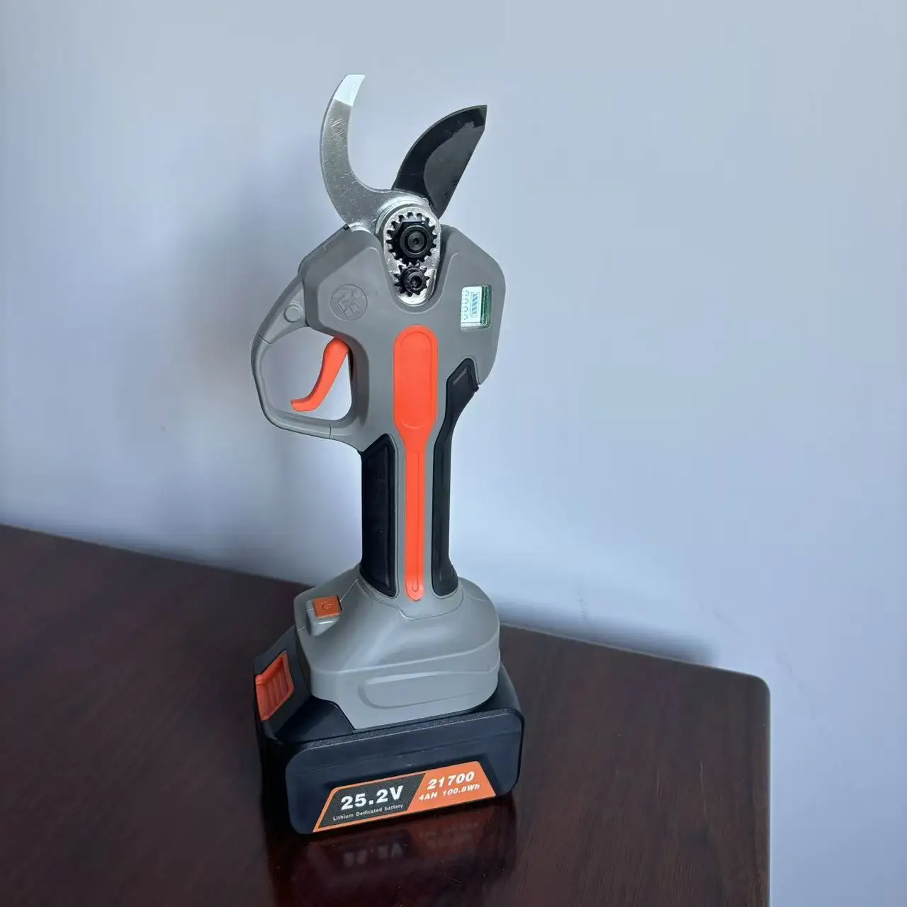 مقص كهربائي لبطارية الليثيوم، مقص حديقة لاسلكي، مقصات تشذيب لاسلكية لفروع شجرة الفاكهة