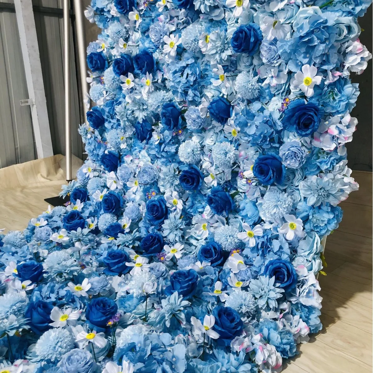 Royal Series Luxury Blue Rose Hydrangea White Daisies 3D artificial flower wall Outdoor wedding party background Decoration