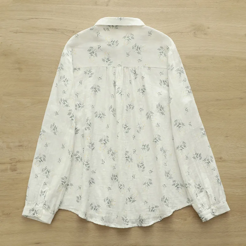 جديد 2025 قميص خريفي بأكمام طويلة من غزل القطن ، بلوزة فضفاضة متعددة الاستخدامات للنساء بياقة مقلوبة مطبوعة ، بلوزة موري جيرل ريترو متعددة الاستخدامات T59257CC