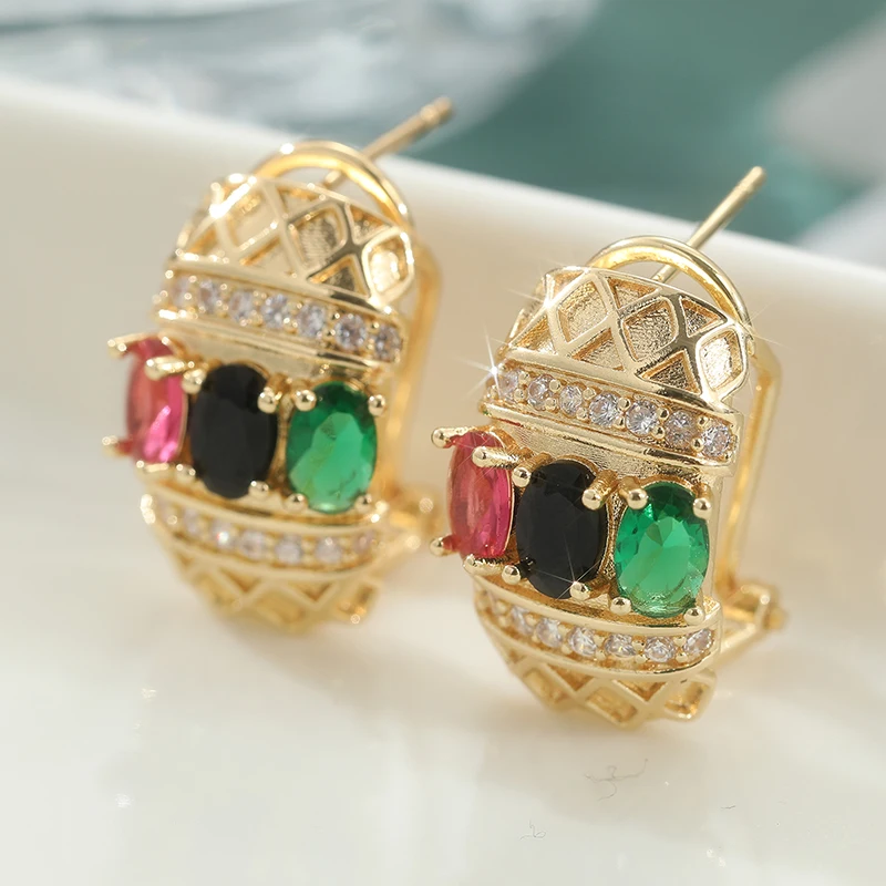 Elegante mehrfarbige Zirkonia-Ohrringe in Goldfarbe, modischer Schmuck für Hochzeiten, Bankette und Partys für Damen.