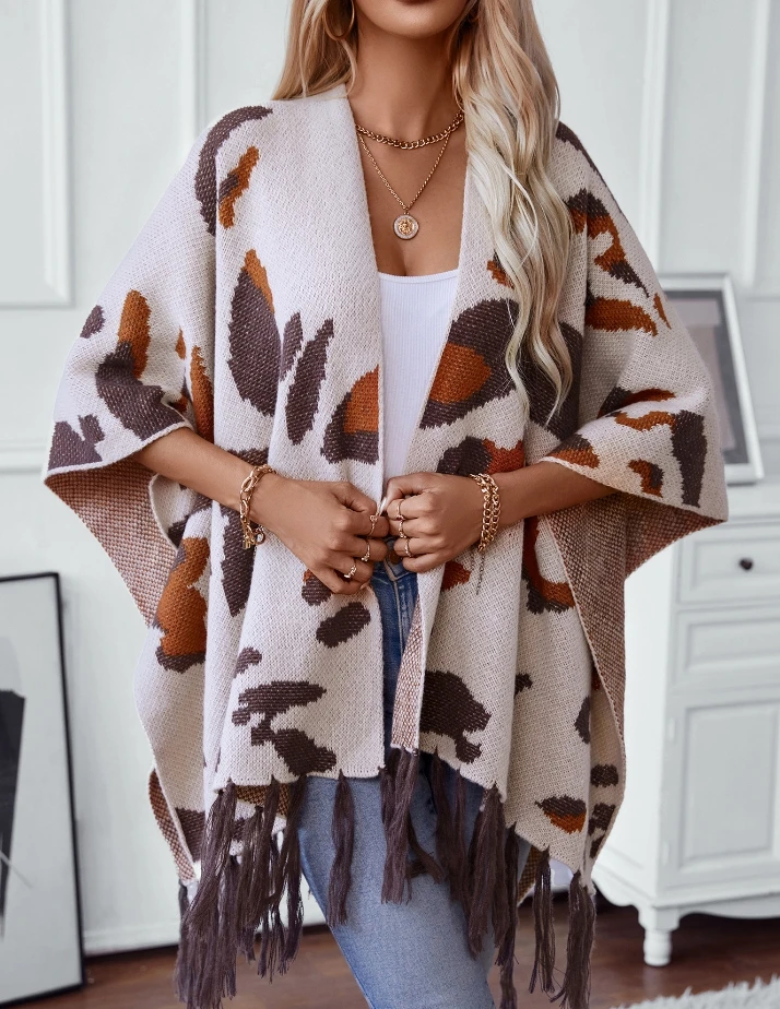 Winter Coats Woman 2024 Color Blocking Leopard Print Knitted Fringe Cape Shawl Luxury Woman Poncho