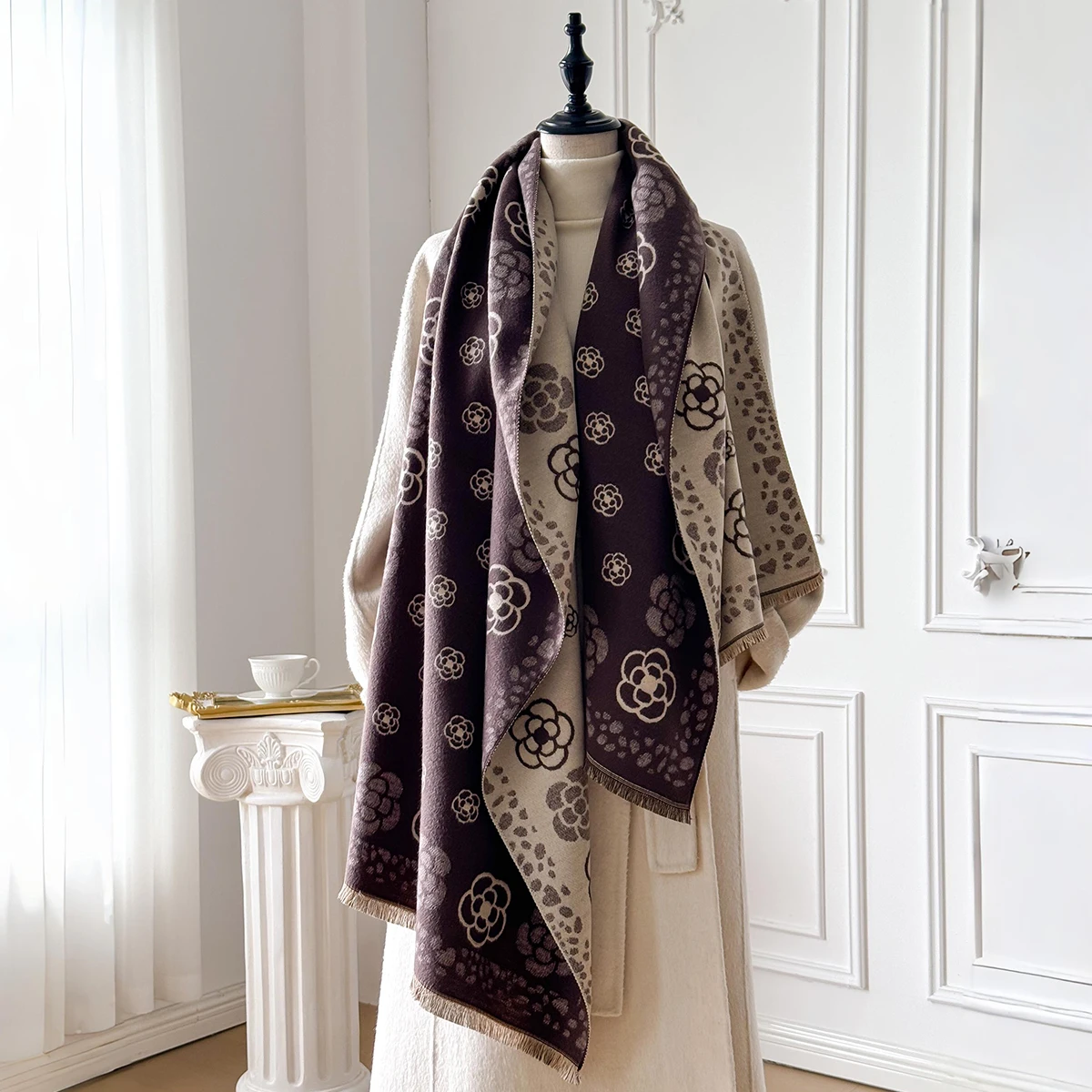 

New Women's Fashion Faux Cashmere Winter Wraps Vintage Printed Tassels Thick Warm Pashmina Two-Sided Scarf Outdoor Shawls