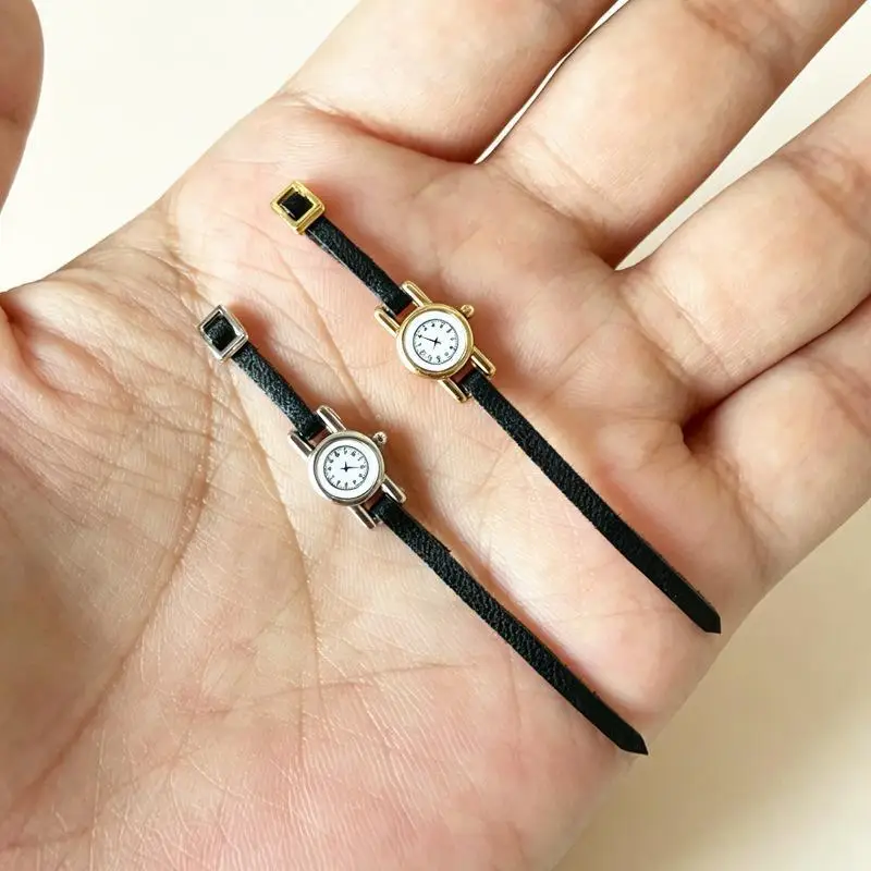 1Pcs Realistic Simulation Mini Metal Watch Dollhouse Prop for Miniature Scene DIY Doll House Decoration