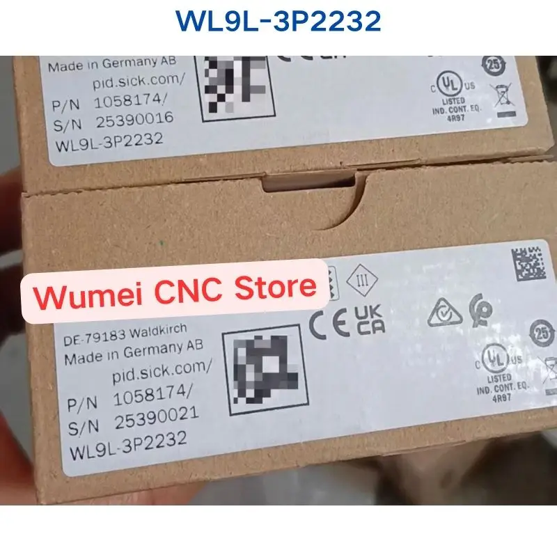 Brand New Original photoelectric sensor WL9L-3P2232 1 piece