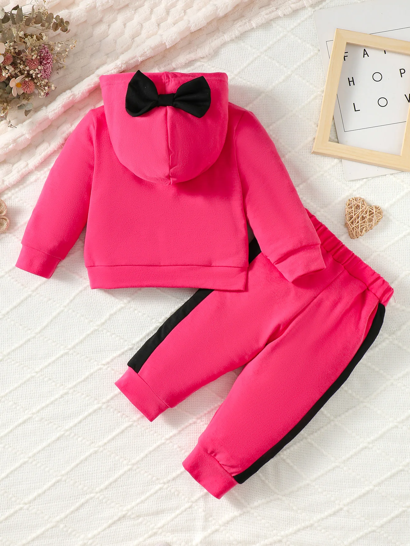 Autumn And Winter Fashion European Style Barbie Pink Girl Baby Suit Hooded Bow Letter Hoodie Color Pants Casual Two-Piece Set