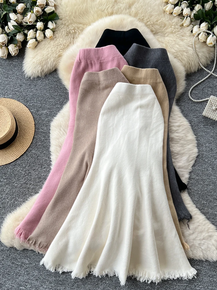 

High Waist Versatile Knitted Skirt Women's Autumn Winter Slim Fit Tassel Fi Tail Knitted Skirt Faionable Commute