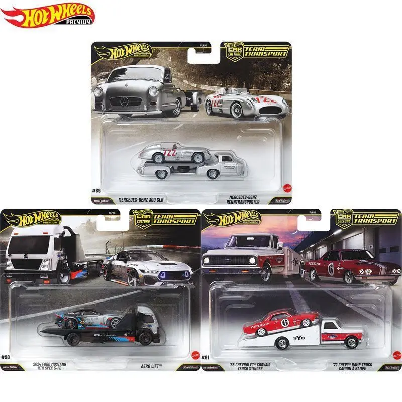 

Набор моделей автомобилей Hot Wheels Car Culture Premium Team Transport FLF56K (2026) в кейсе: CHEVY, BENZ, MUSTANG, масштаб 1/64, литые под давлением