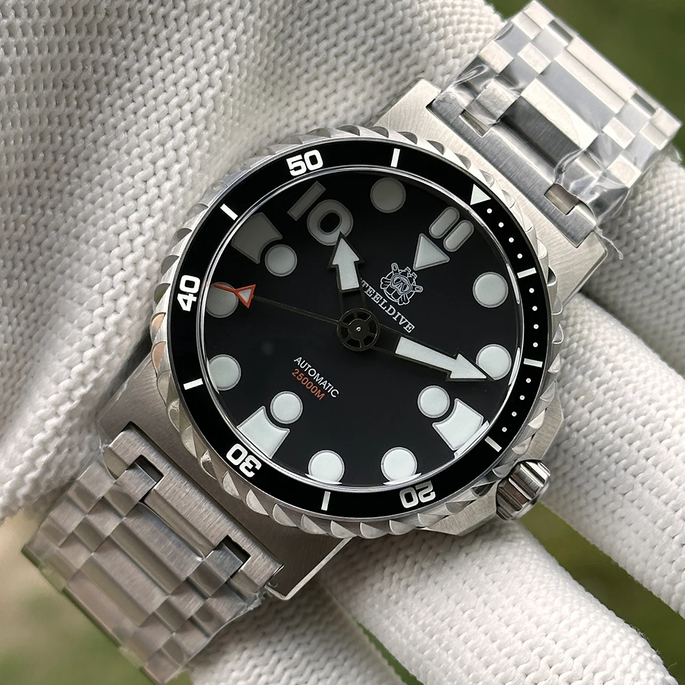 STEELDIVE Neu im SD1982 BGW9 Blau leuchtende 46,5 mm große Größe 25000 m wasserdichte Saphirglas-Keramik-Lünette NH35 Herren-Taucheruhren 3