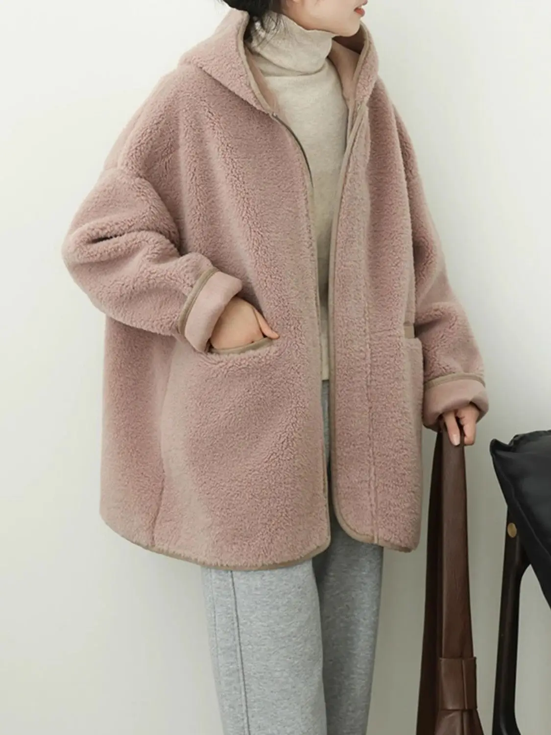 Abrigo forrado de Sherpa para mujer, chaqueta larga de gran tamaño con capucha de piel sintética, forro polar grueso y cálido con cremallera, prendas de vestir exteriores para calle, novedad de Otoño Invierno 2023