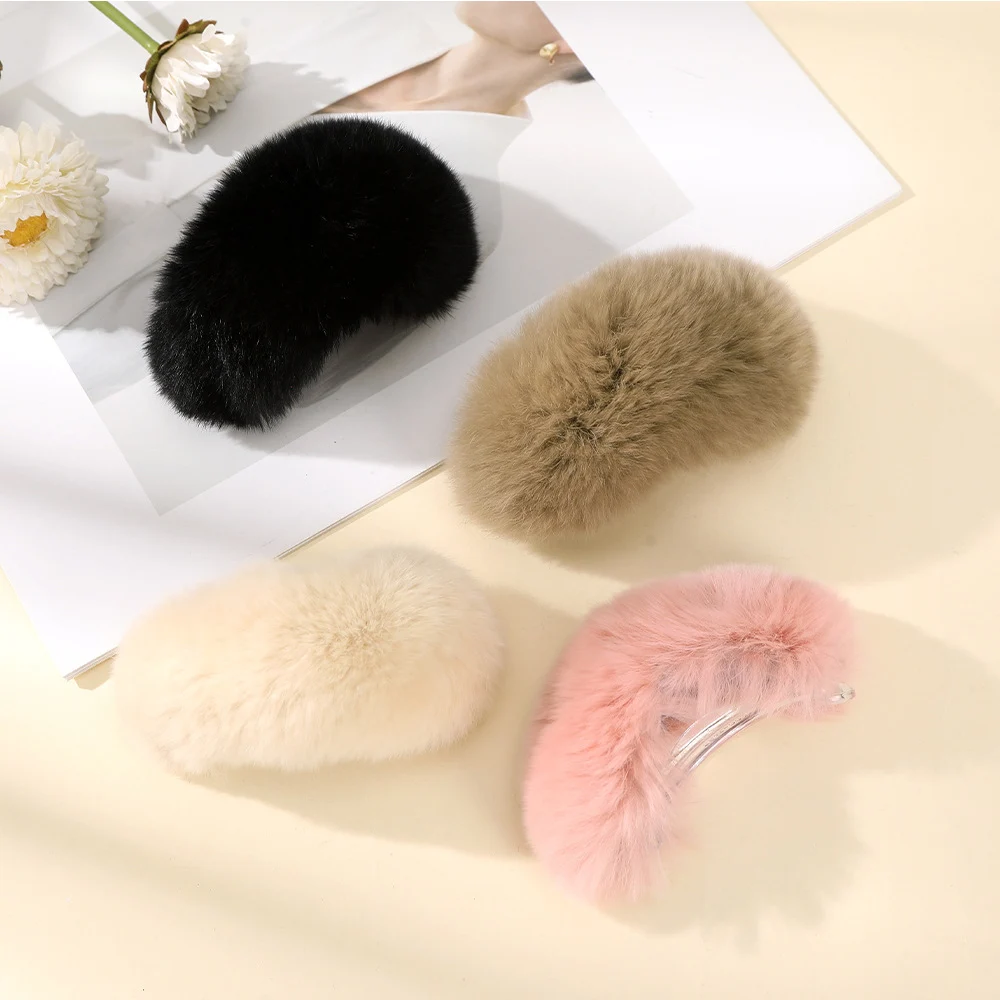 Winter Faux Fur Hair Clips Elegant Acrylic Twisted Hairpins Plush Hair Clip Barrette Headwear for Women Girls Hair Accessories